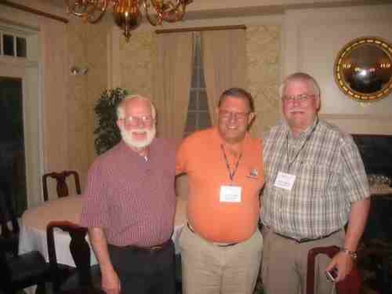 With Other Old Farts at Williamsburg TRB - July 9, 2006.JPG